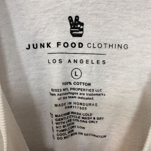 NFL Miami Dolphins Yardage Graphic Design T-shirt Large - Picture 4 of 4